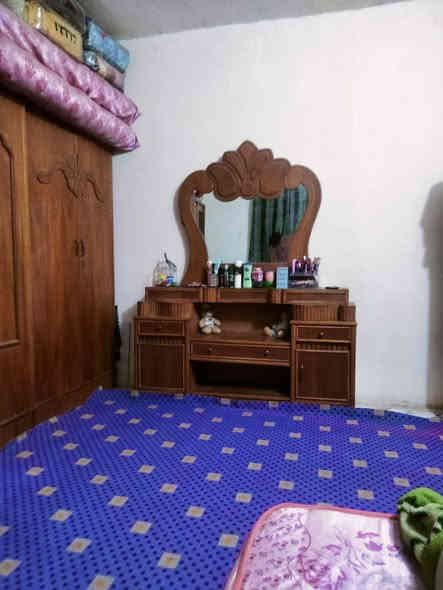 سلام عليكم ورحمة الله 
غرفه اخشاب كامله مابيها اي نقص حته صفاحيات الجربايه موجودات السعر 550 وبيها مجال هاذا رقمي ***********
