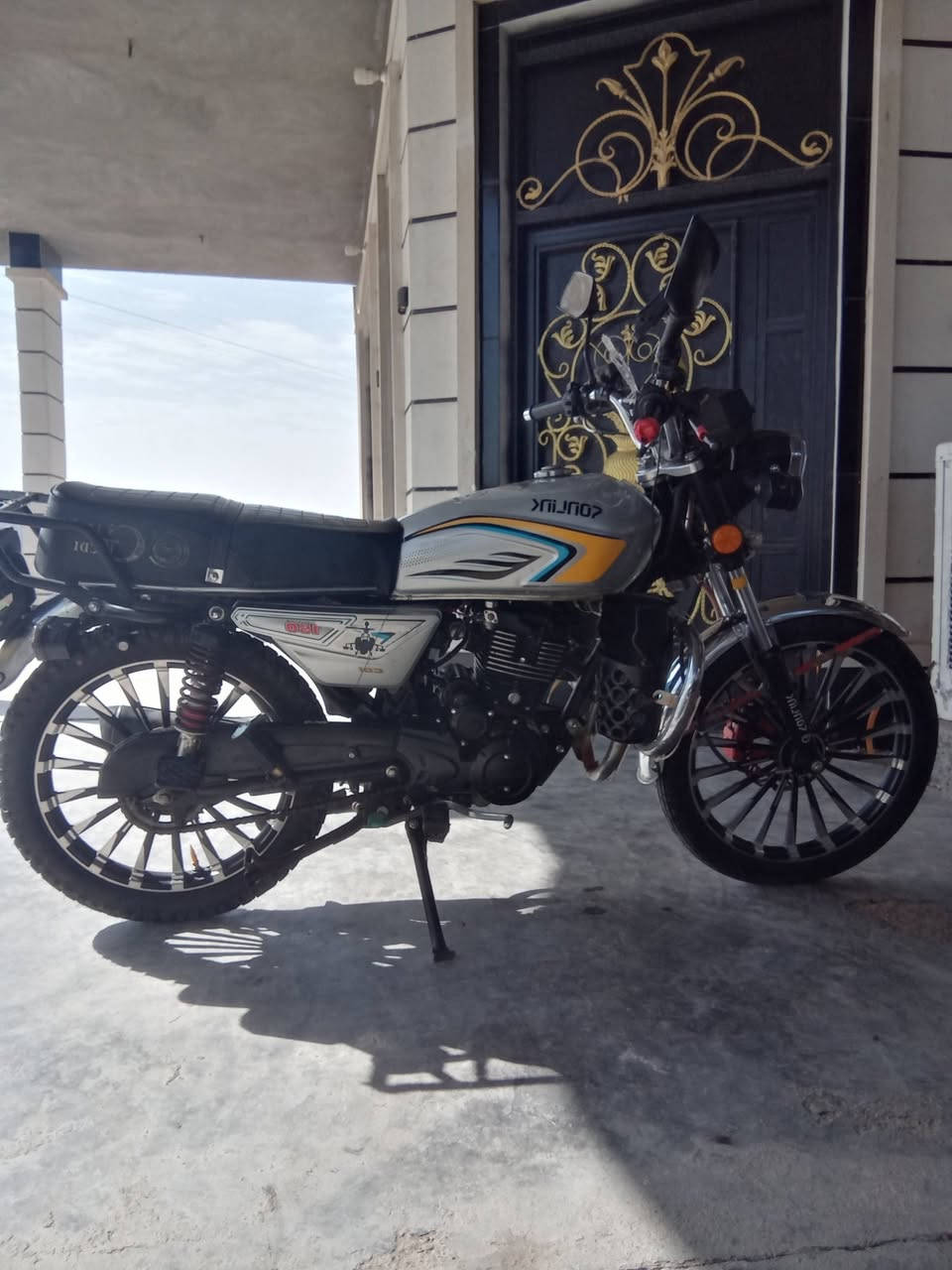 سلام عليكمَ دِرأّجِةّ َّسوِنِګ 24 صدار 25 اوراق كامة محرك مكفول. دراجة كهربائيات شلع شقالة دراجة اي نقص مابيهة السعر 750 وبيهة مجال لطيبين *********** واتساب مكاني سبع البور البصام
