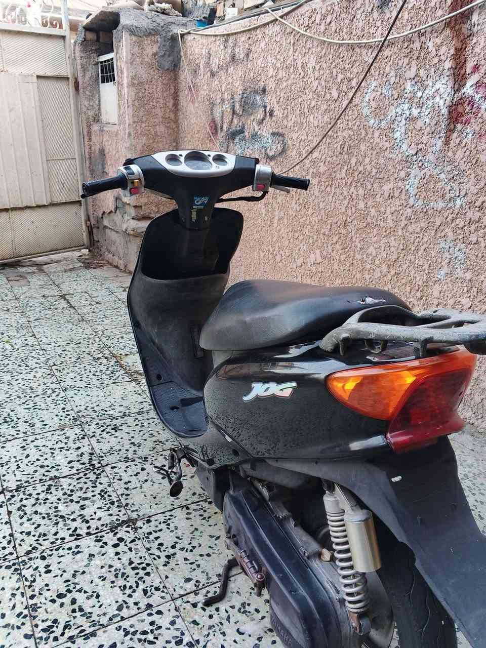 سلام عليكم درجه البيع عصفوريه درجه جديد بمعنه الكلمه مكينه خير من الله شلعه ومعدل كهربيات كلهه شغال هورن لايت عالي ناصي اشاير وقفل استيرن درجه بلاديه وحلو ونضيفه مكينه ناعمه  كامل على اخر حبايه عداد سرعه كل كامل درجه حلوه ونضيفه تايرات جدد مكاني بغداد العبيدي الي مو شراي لا يتعبني رقمي ***********التواصل واتساب مفتوح
