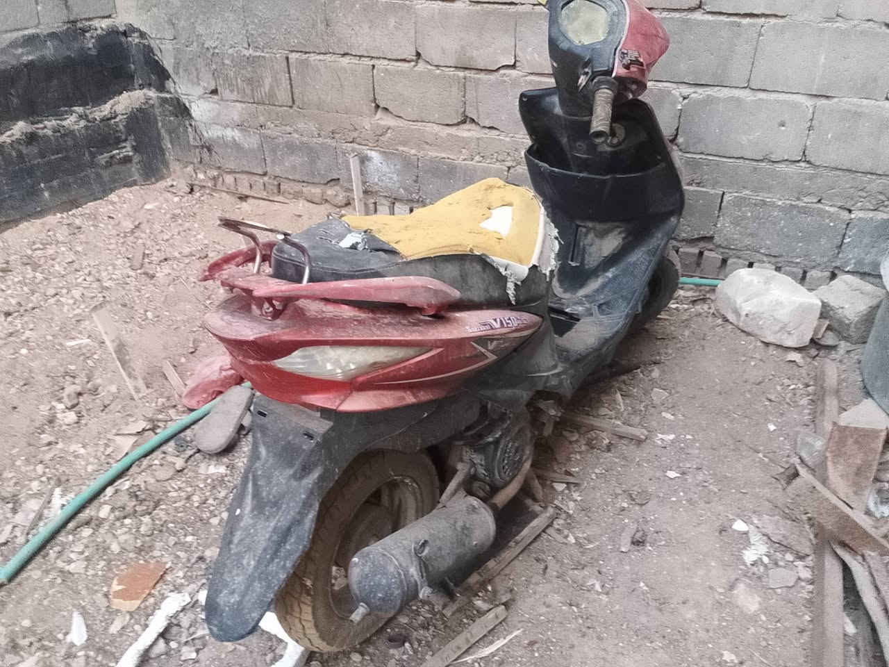 ادرس للبيع عوزها كابريتر على حطتها ابيع ب70 مكان بوبيات


**إذا كنت صاحب هذا الإعلان وتريد حذفه لأي سبب، رجاءا أرسل رسالة إلى الدعم الفني**