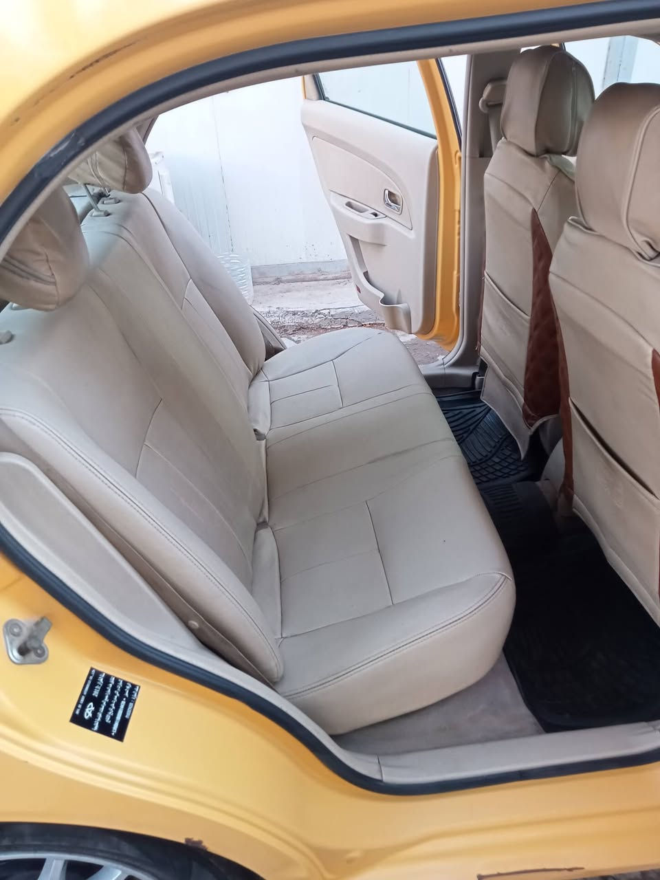 موديل 13 كير عادي محرك 1500 تبريد شاشه سويج +رمونت بصمة تقفيل صندوق وابواب سعر 40 بسمي شرط التحويل رقم بغداد مكاني بغداد الحسينية رقمي ***********
