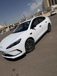 بي واي دي • سيل 5 • للبيع
