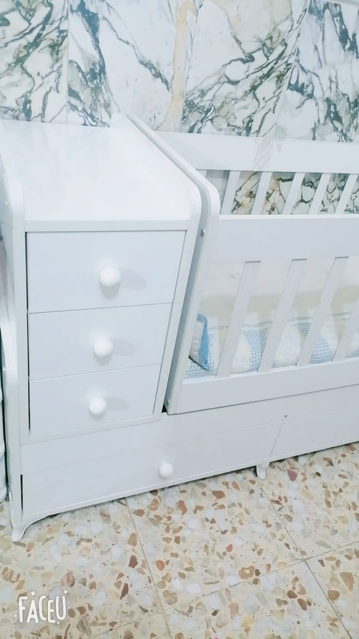 سرير أطفال نضيف مامستخدم اهواي ابد نضافته الله شاهد ميه بالميه مابي اي خدش وسعره  مناسب 75 الف بس


**إذا كنت صاحب هذا الإعلان وتريد حذفه لأي سبب، رجاءا أرسل رسالة إلى الدعم الفني**