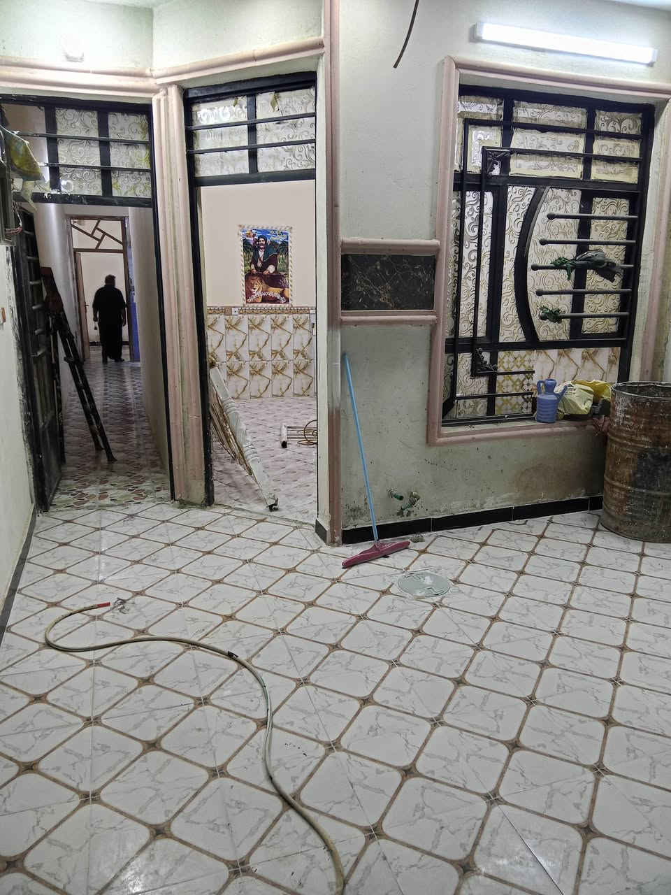 مشتمل85 متر زراعي  بوب الشام مقابيل بيت سرحان طابق و نص غرفتين نوم صالتين السعر 55 وبي مجال بسيط ***********
