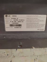 شاشه 42بوصه السعر 65 بيه مجال شغاله الاستفسار 07851334401
