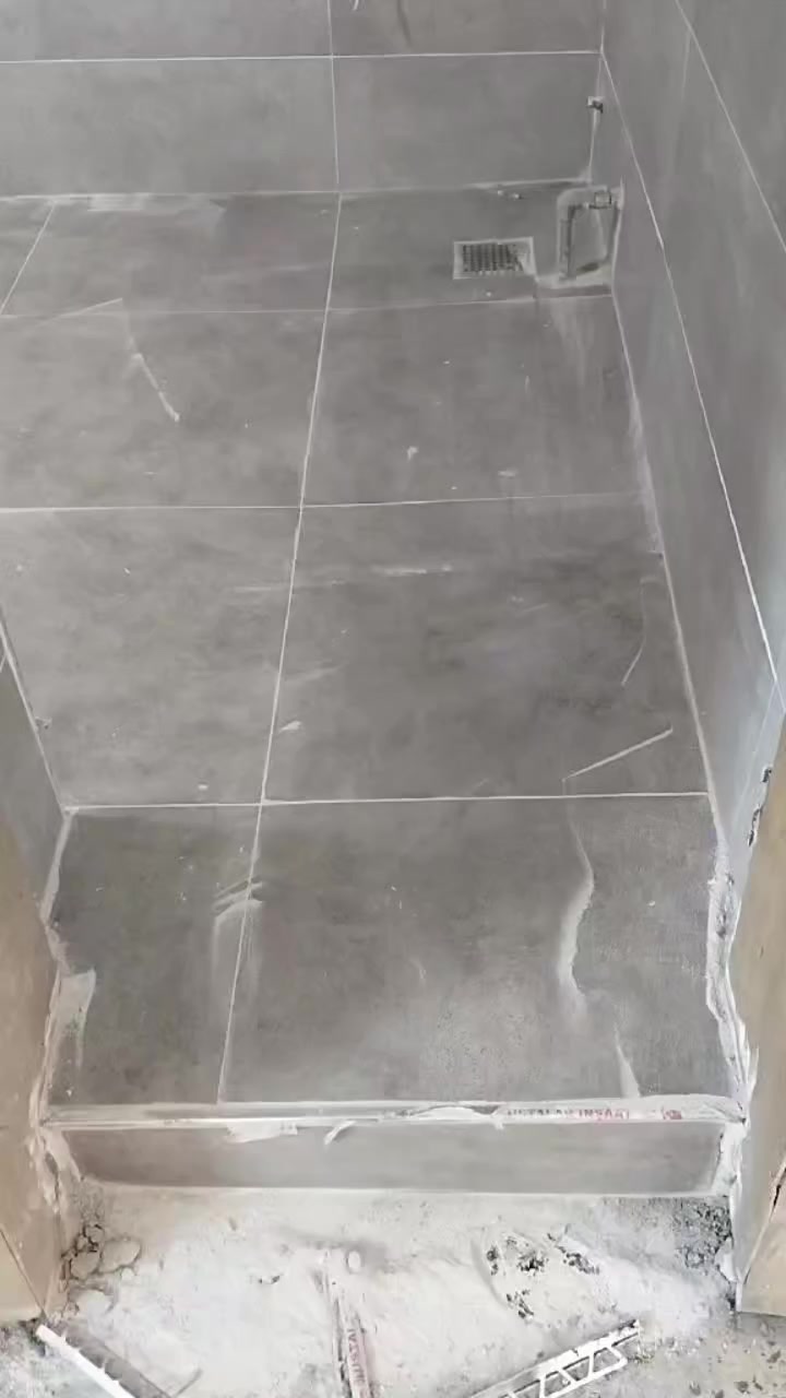 سلام عليكم ورحمة الله وبركاتة
اصطه سيراميك و جص متفرغ نشتغل عل متر 
هاذا نموذج من العمل أنشاء الله اينال اعجابكم نشتغل داخل كركوك للتواصل والمراسله ***********
