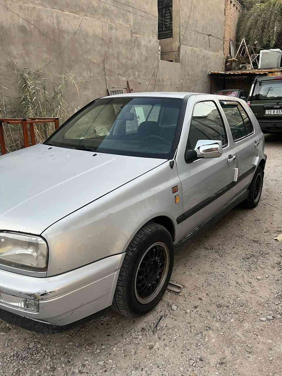 السلام عليكم
كولف 1992 mk3
باسمي محرك 2000 محرك كير تبريد كهربائيات خير من الله صدر امامي امبدله جديد مصارله اسبوع سياره كامله او ميحتاجلها شي او سياره حلوه او كاعده مثل ما اموضح بالصور 
مكاني بغداد الكراده 
السعر ب50 او بيها مجال بسيط 
***********
