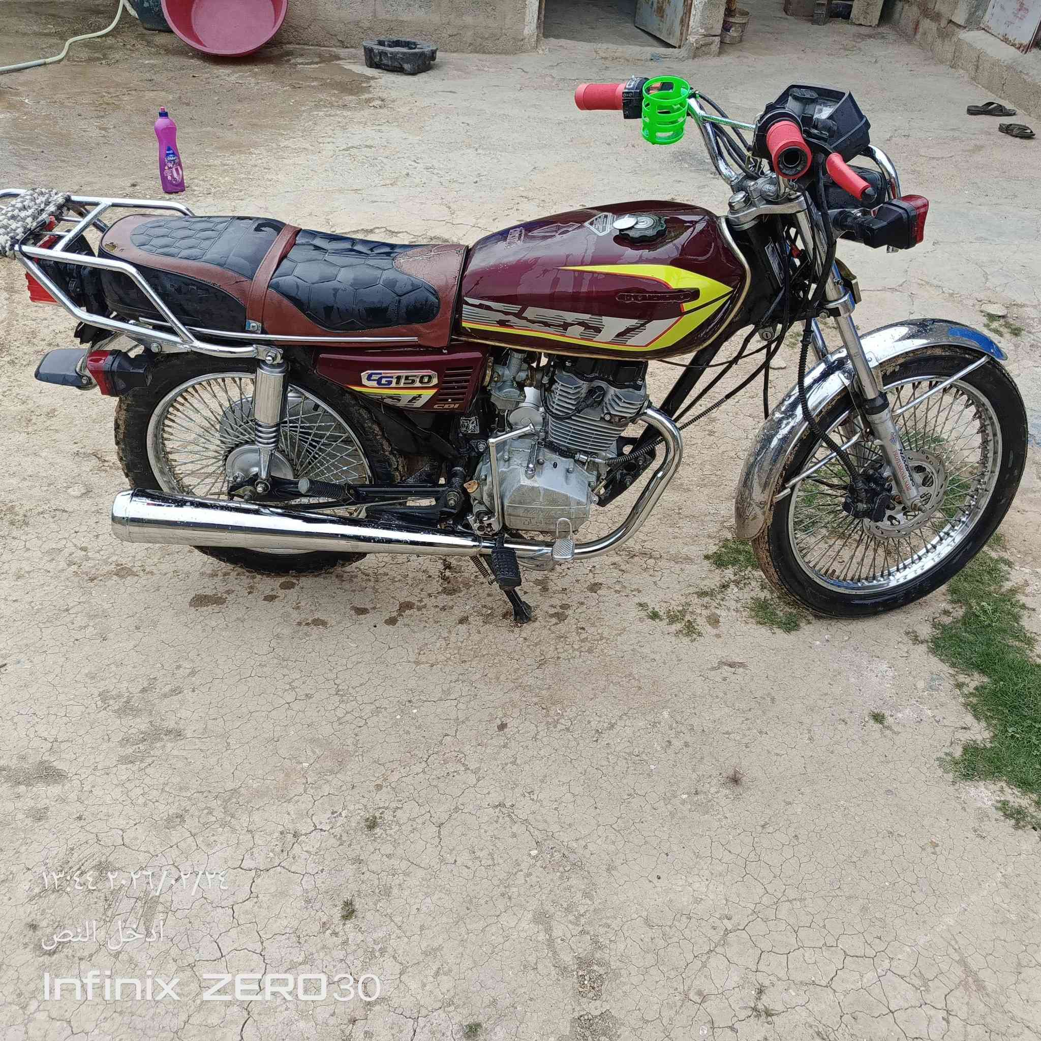 للبيع نامي برو هونزده مديل 19محرك شرط كهربائات شغاله منافيس الاصلي سعر 350 وبي مجال بصيط مكاني قريتاق واتس ***********
