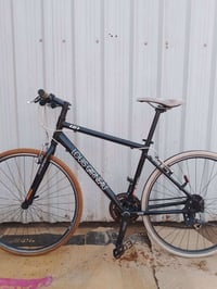 لويس كندي • c700 هجين • شيمانو 3x8