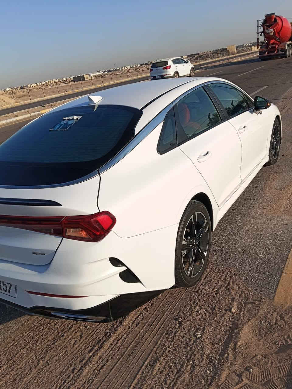 السلام عليكم k5 موديل2023
1600 تيربو امريكي 
فول#مواصفات
#عده البنرامه

بصمه

هاند بريك بصمه

نشغيل عن بعد مثبت سرعه

ABS نضام

مانع انزلاق حساس أطارات

شاشة

رادار جانبيه

مراقبة النقطة العمياء

رادار الخطوط البيضاء

لايتات 4عدسات

نضام قياده + سبورت +سمارت + نورمال +custom

aux + usb + بلوتوث

فول تحكم ستيرن

كير أوتو 8نمر+ عادي

توقف ذاتي عند الرجوع

صندوك بصمه

AUTO HOLD

Android Auto لاسلكي

#معوقين

#رقم.. مرقم كامل 

#مثنى

سماوه##

#للستفسار

***********

***********

متوفر وتساب 

#النجف قريه الغدير 

#السعر178بيه شي بسيط

#السونار مرفوق بل صور
