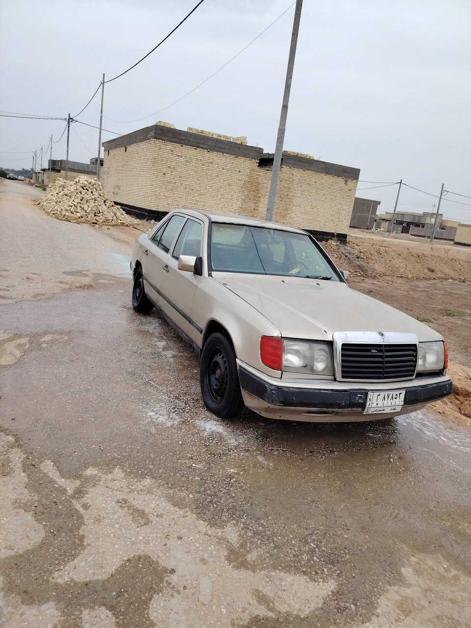 سلام عليكم مرسيدس دب مديل ٨٨/ رقم بغداد تحويل حاضر عنوان بابل القاسم مركز مدينه/ سعر / ٣٠ / بيها مجال قليل/تفاصيل اكثر عله رقم هاذ *********** بي واتساب
