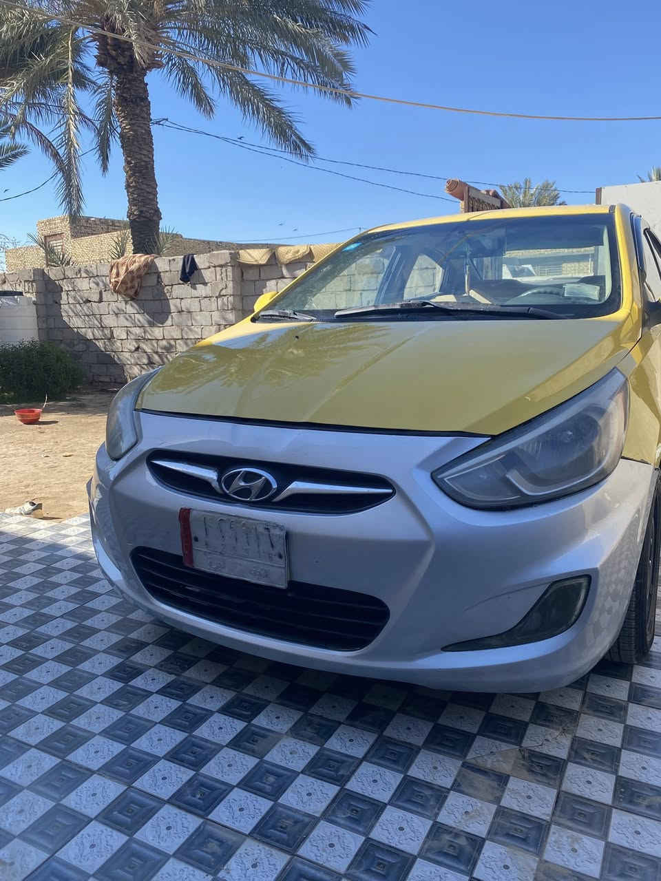 للبيع اكسنت خليجي  2013مكينه 1600 كير عادي سياره ماعايزه شي تبريد مكينه كير مكفول  السياره مكفوله كفاله عامه بيها دحجات بسيطه تحويل مباشر مكان السياره الديوانيه دغاره 
الاستفسار ***********
