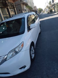 تويوتا سينا موديل 2017 رقم اجره اربيل ضرر جاملغ امامي اليسره السعر 175...