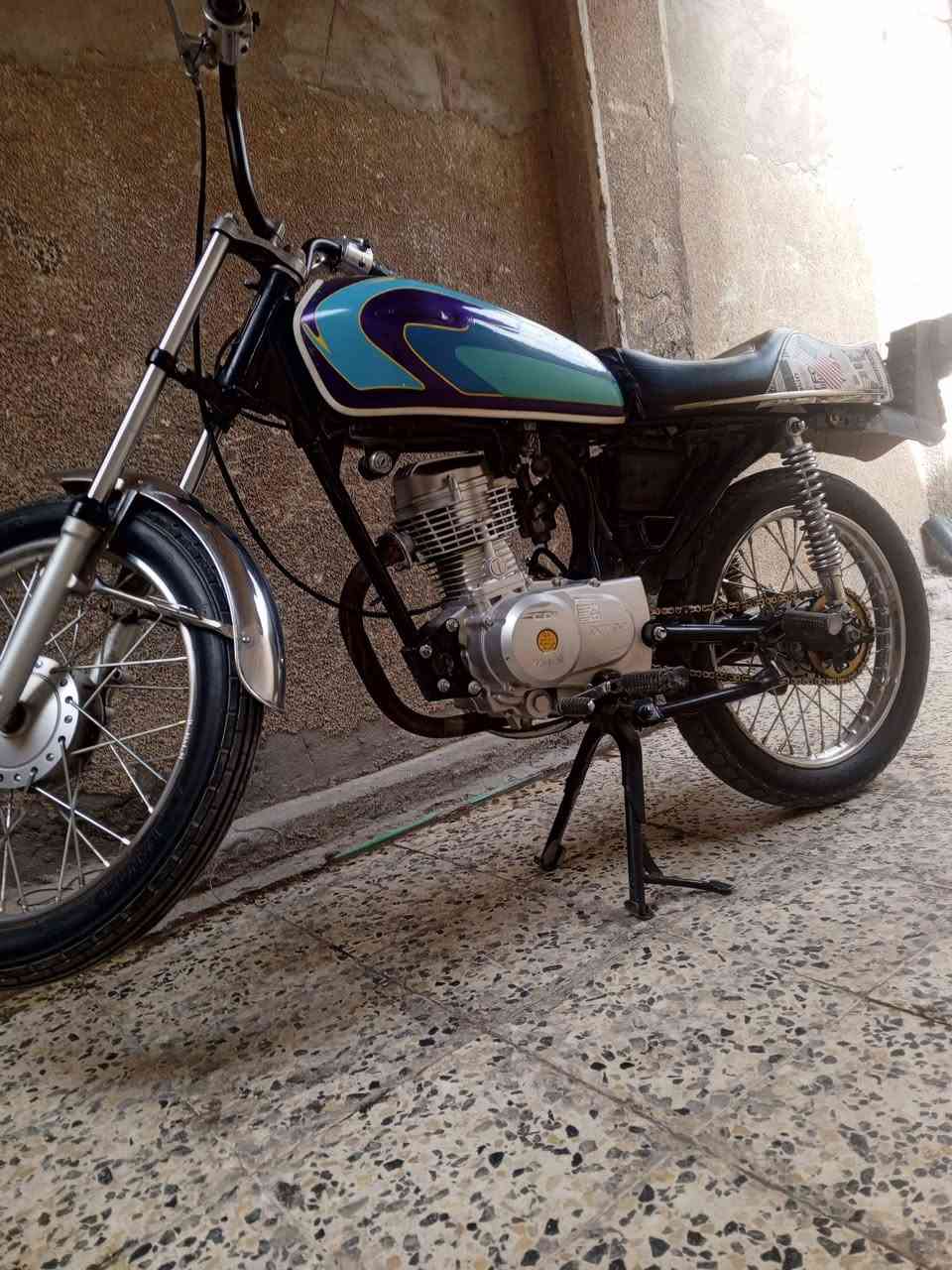 السلام عليكم
دراجه 4كير للبيع
المديل 23 دراجه نظيفه ما مفتوحه
وكيلها العارضي
السعر 750 وبيها مجال بسيط
***********
