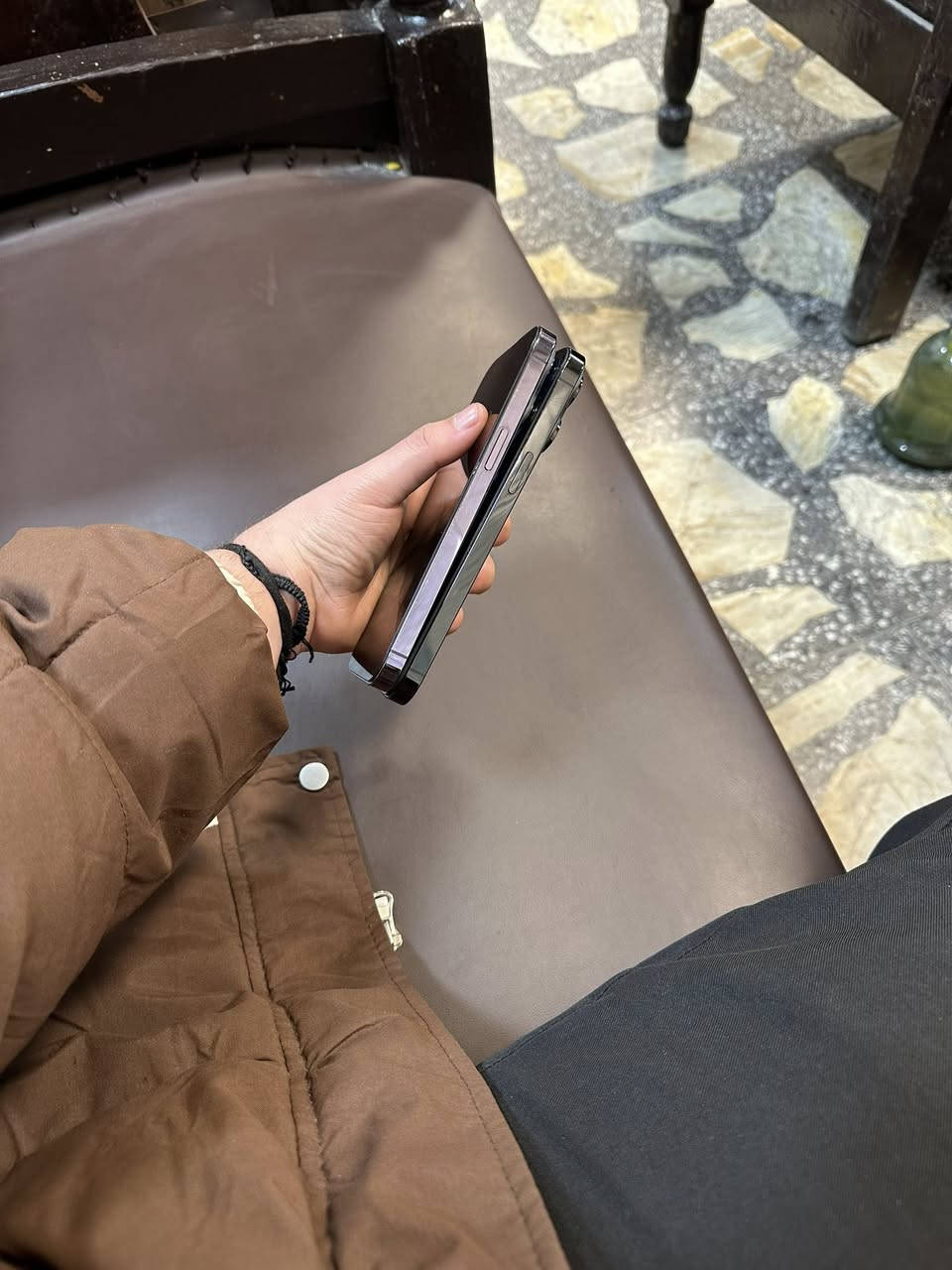 سلام عليكم
14عدد 2
الأول 14برو ماكس
256بطاريه93معلايه
ألون الأسود شرق اوسط ماستر
كله شغال الجهاز كامرات✅اتصال✅سيمكرت✅فيس إيدي✅كله شغال بدون مشكله شاشه3خيارات مستبدل نوعيه زينه السعر575وبي مجال 

الثاني 14برو ماكس
256بطاريه100مستبدل
ألون البنفسجي كله شغال 
كامرات✅اتصال✅سيمكرت✅فيس إيدي✅
كله شغال بدون عطل النضافه كدام عينك تجي تفحص ع راحتك الاجهزه يرهمن مراوس مكاني 

السعر 575وبي مجال بغداد مدينه الصدر رقمي ***********متواجد واتساب 24ساعه
