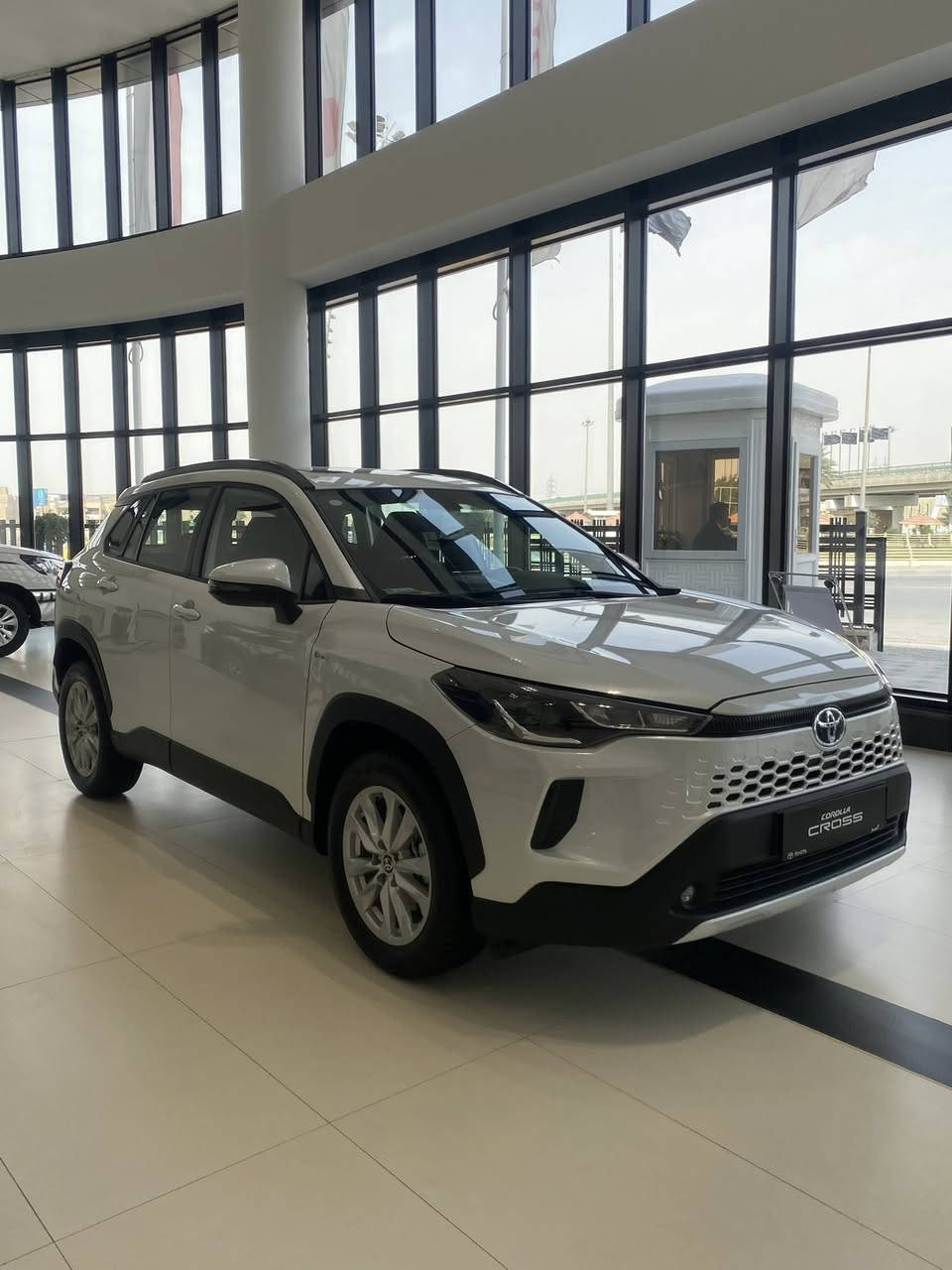 Corolla Cross hev 2025
كورلا كروس ٢٥ للبيع 
زيرو السيارة مماشية 
مقاعد قماش
فتحة سقف 
حساسات خلفي امامي 
كامرة 

٢ سنوات صيانة مجانية
٣ سنوات ضمان 
٨ سنوات ضمان بطارية
موقع السيارة   واسط الكوت
شركة البر وكيل تويوتا المعتمد في واسط  
للاستفسار والاتصال عبر الرقم واتساب 
***********
