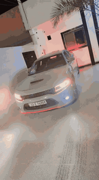 جارجر سمنتي موديل 2021فول فول صبغ عام أمريكي بدون دواخل شرط هزا سنوية ارقام كلو جديد بسمي ماشي 53جديد السعر 175رقم ***********زين ***********
