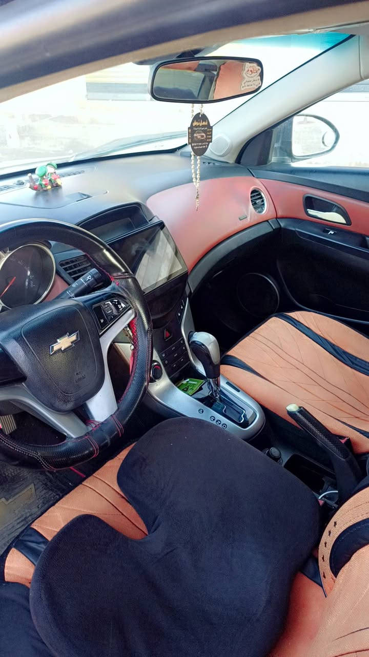 للبيع سياره  شوفرليت كروز ٢٠١٠ فول اتوماتيك سلايت حداديه كير ومحرك شرط محرك  ١٦ ابترا مرغوب صبغ٣  قطع  رقم وسنويه جديد اربيل  بيها كابون سعر ٧٠ وباقي تفاصيل على الرقم ***********
