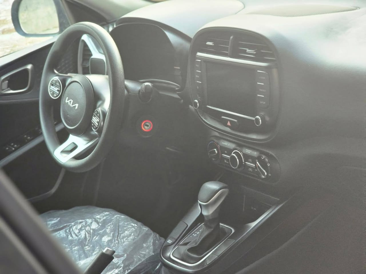 " كيا صول موديل 2023 "
• السياره مصلحه وبحالة ممتازه 
• سبير عده موجود
• گير محرك نظيف جدا 
• صور الحادث مرفقه مع سونار 
المواصفات 😕 شاشة ديجتال / رادار تعديل مسار / رادار اوتو بريك امامي وخلفي / رادار جانبي / ويل كب / اطفاء ذاتي / شاشة كبيرة / كامرة دوارة / ٣ انظمة قيادة / كروس سرعة / مانع انزلاق / محرك 2000 دوش 

 مرقمه قادسيه بسمي تحويل نفس اليوم 
√ السعر 155 $ بيها مجال للمشتري

📍 عنوان السياره الحالي # ديوانيه

٭ للاستفسار الاتصال او التواصل عبر الواتساب على الرقم التالي: 

*********** 
 ----------------------------------------------------------------•
