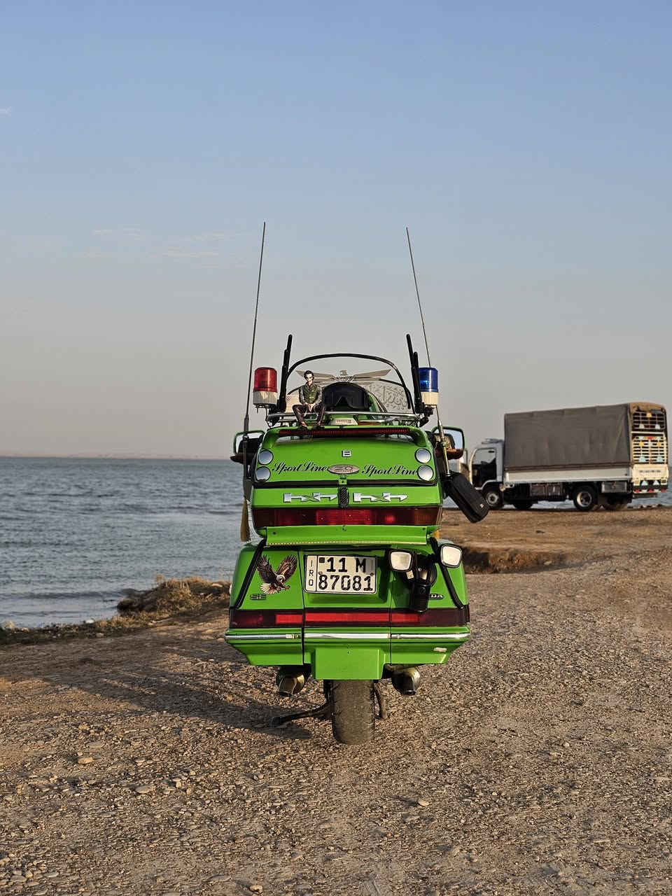 مراوس بسياره او بدراجه
كولدن  مرقم بغداد بأسمي هزه جديده تحويل مباشر  محرك ١٥٠٠ فول لمواصفات جكات ينزل ويا لكاع  بك خلفي فول تزويد قفل بدون عملة ٣٥ مكاني ديالى شعندك مراوس دزلي ع خاص او واتساب ***********
