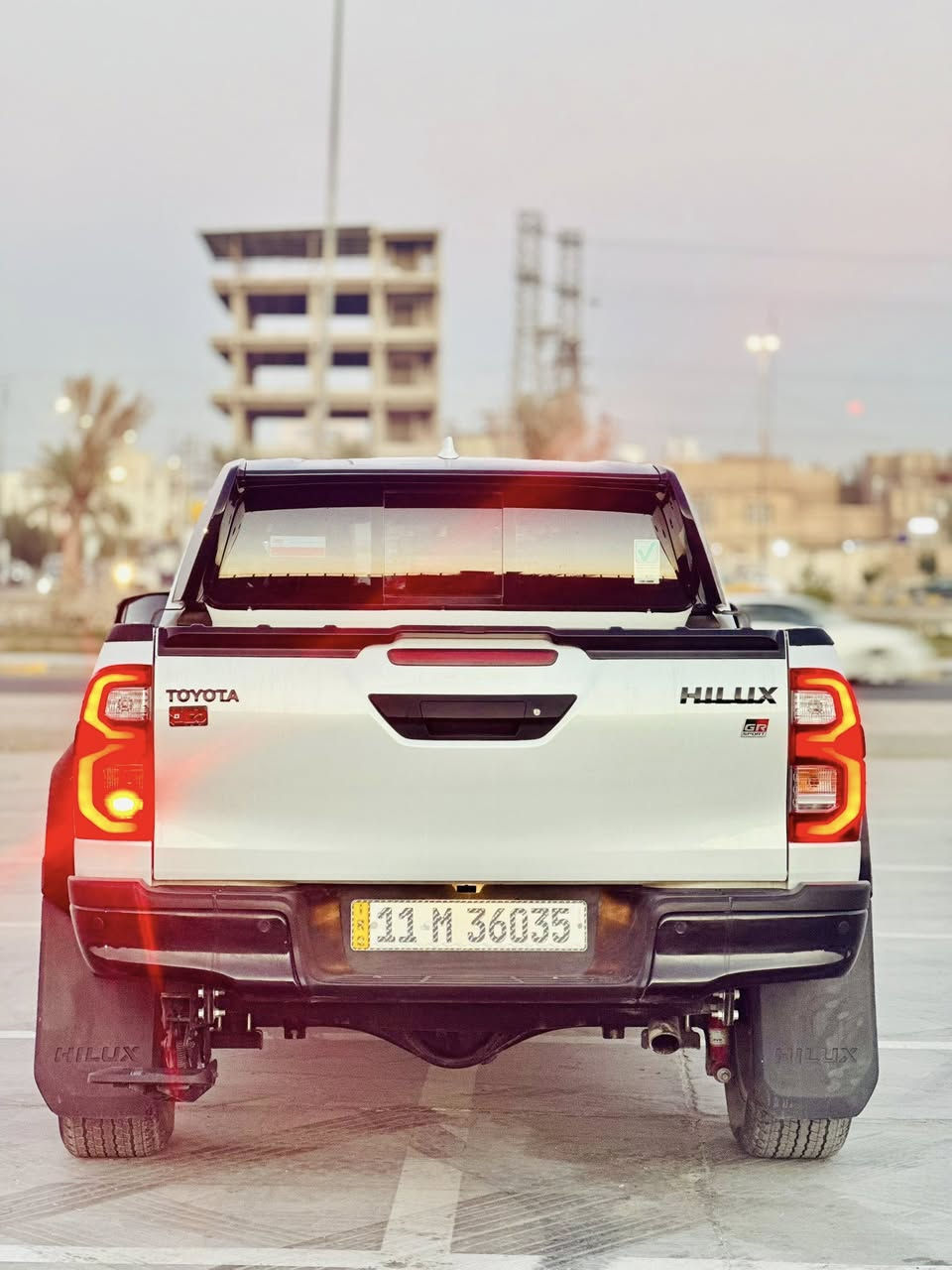 السلام عليكم تويوتا هايلوكس    GRموديل2024
السعر 405 مع المجال

مواصفات السياره 

رقم بغداد دولي 

كشن كنتاره مختم GR

4    كامرات 

شفتات ستيرن 

درج خلفي 

تفاصيل أكثر (***********) 

مكفوله كفاله عامه فقط بارد بالجاملغ الامامي 

السياره جديده بمعنى الكلمه 

المكان كوفه حي ميسان
