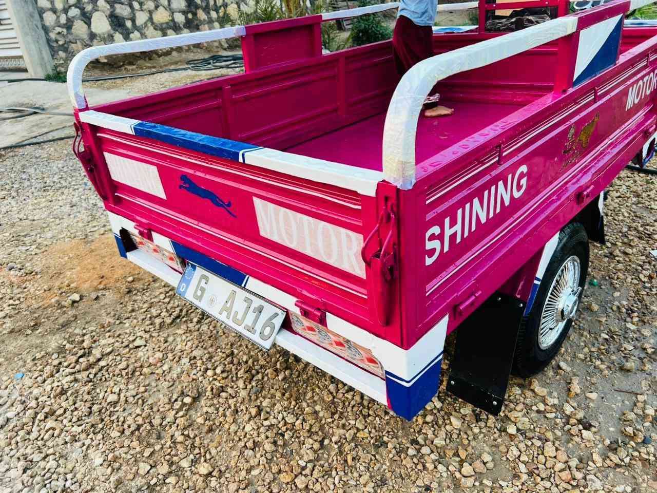 سلام عليكم ستوته لبيع موديل 18 اوراق اصولي شاصي مكفول ستوته خير من الله جاهزه من كلشي مصبوغه جماليه مال جناي ما نقصه برغي المكان بابل الشوملي السعر 1350 وبيه مجال ***********
