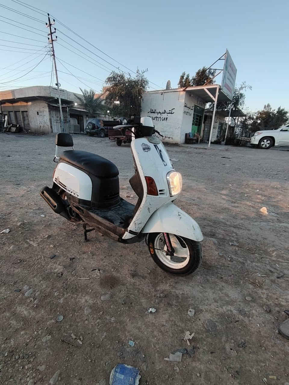 ماكـس بوليسي 2010 الدراجه  خير من الله مكينه خرسه  كابريتر  الدراجه مولحه كلها شغاله سلف  وهندر اشاير    كفرات ختم سعرها 475 وبيها مجال قليل 
❇️مكانها ديالى الخالص هبهب للاستفسار 
يولد المو شراي لايتعبني وخادم الكم ❤️
مكلف بلنشر رقم صاحب الدراجه ***********
