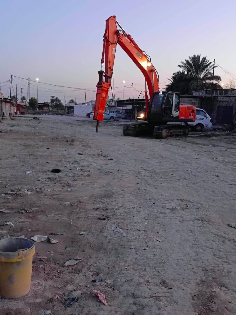 متوفر جك همر لليجار وبسعار مناسبه العمل في جميع  المحافظات  ***********
