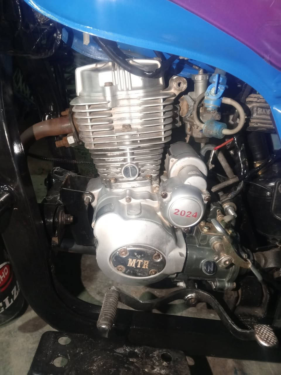 سلام عليكم ستوتة موديل 2021 محرك 2024 اوراق كاملةتترقم مصبوغة عام جماليا كهربايات شغالة ضفيرة جديدة  تشتغل سلف باتري 24 ماناقصها برغي مكفولة من الشخط بريكات جدد الستوتا احلة من الصور محرك لانضوح ولاتبخير مكينا شلعة ومعدل سعر (مليون و300)وبيها مجال للطيبين مكان ديالى كنعان  رقمي *********** اتصل ودلل
