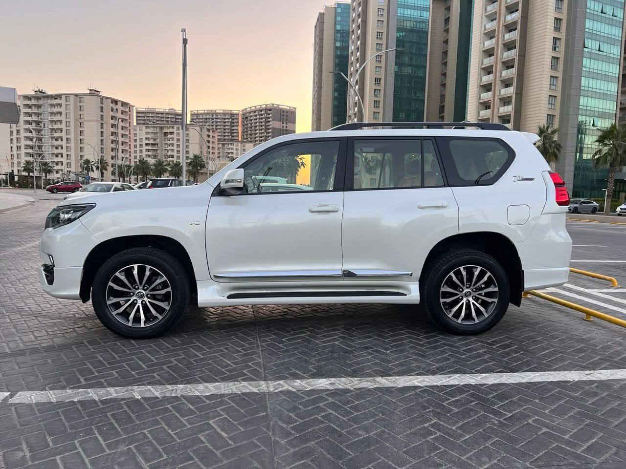 بەناوی خودای گەورە 
پرادۆ مۆدێل ٢٠٢٢ سفری شەریکەی  جیهان 
مواسەفات txs 
فوول فوول 
سلاید بەسمە کوشن جلد 
٣٥ هەزار کم رۆیشتوە 
کلین کلین
مەکینە ٦ پسن 
تا ئێستاش گەعیەی بلایدی بۆ دانەندراوە  
یەک دەست بووە تا ئێستا 
شوخت و قەپ و قۆپیشی پێوە نییە 
وەک چۆن لە رسمەکەیە لە بینین زۆر جوان ترە 
گێر مەکینە تەقەرەقە هەموو بەشەرت 
هەزەی نویە سەنەویشی هێشتا مەیە 
نرخ ٤٨٥ وەرەقەو مەجالێکی کەم بۆ زانیاری زیاتر پەیوەندی بکە بەو ژمارەوە 
0750🩵251🩵2484
0750🩵391🩵6437
یان لە رێگەی ڤایبەر یان واتسئاپ پەیوەندی بکە أربيل, العراق


**إذا كنت صاحب هذا الإعلان وتريد حذفه لأي سبب، رجاءا أرسل رسالة إلى الدعم الفني**