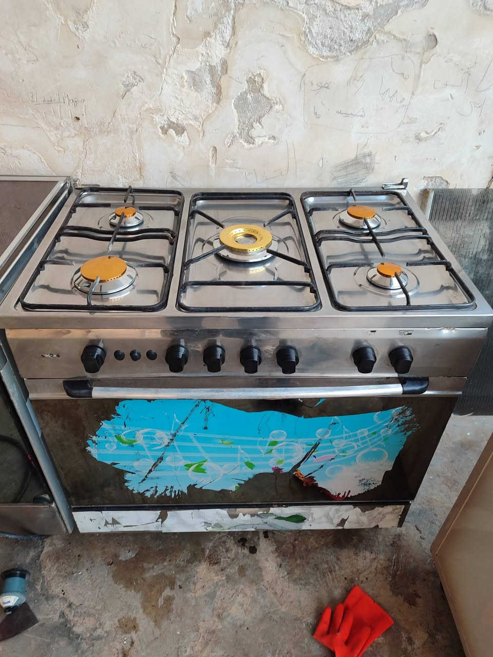 افريش السعر 130الف 
***********
