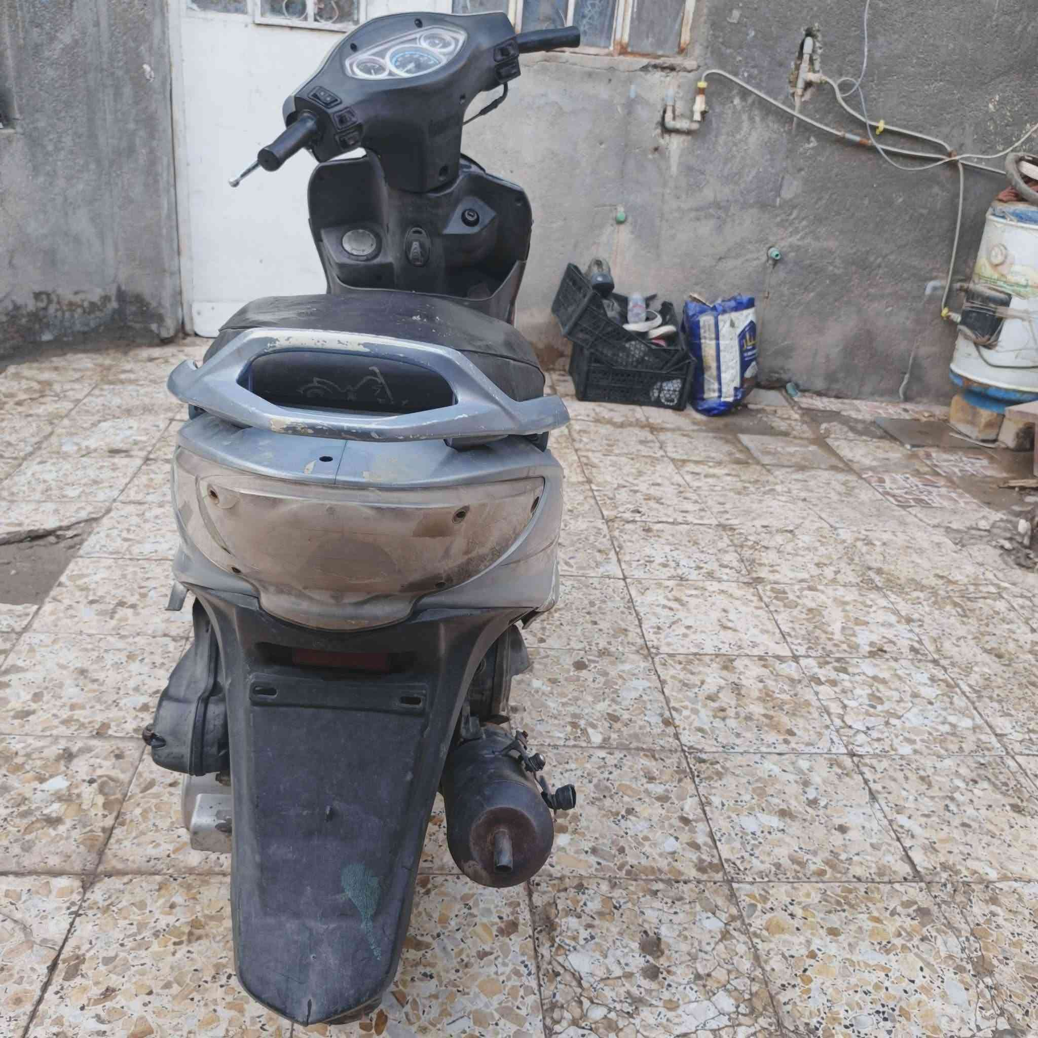 سلام عليكم للبيع دراجه كامكو جي فور دراجه مفتوحه تشتغل سلف هندر كهربائياته كله شغاله السعر 350وبيه مجال مكاني الناصريه المنصورية


**إذا كنت صاحب هذا الإعلان وتريد حذفه لأي سبب، رجاءا أرسل رسالة إلى الدعم الفني**