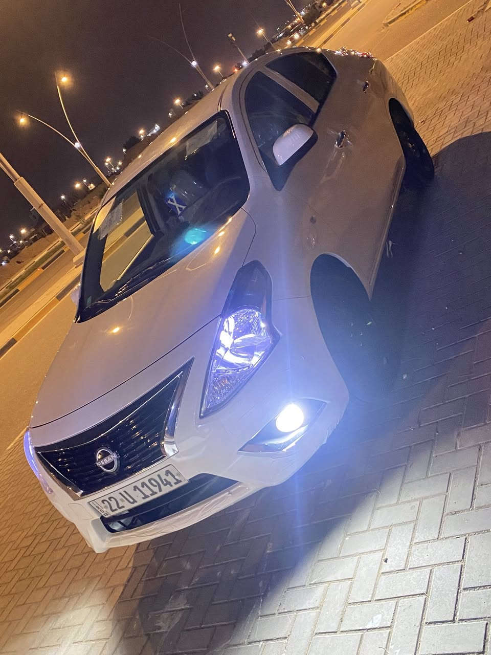 نيسان صني ام البليته الزركه 2024  ماشيه ستالاف 6000 وكاله مجانيه من الشركه سياره كفاله عامه من الزلغه والدحجه مدوشمه ارضيه جلد وصندوك جلد وفرشة دشبول وبردات وسبير منازل  مكان السياره البصره حي المهندسين السعر $$125  وبيها مجال رقم الهاتف ***********
