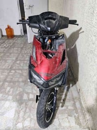 دراجة سكنس ملف2000 بطاريات6مسطره الدراجه ندعمت بيها يرادلها تعديل الدب...