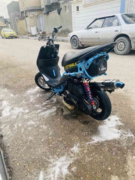 سلام عليكم دراجه ماكس عدله مزوده بوشه 55 سلف هندر كهربائايات كلها شغاله دراجه شلعه ومعدل صاروخ ماتنكض بل شارع طيران مابيه أي نقص للبيع السعر 750 وبيه مجال للشراي مو شراي اطلع كبل 

***********
