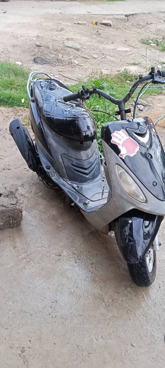 سلام عليكم من رخصت مدير الكروب دراجه ماكس منغولي دراجه نضيفه كفاله شغله هندر واحد  سلف دراجه مكفوله مكينتها خير من الله تشغل وتمشي سوادات بلاد ضفيره بلاد عقل بلاد مكينه مكاني حله سعر 350رقمي ***********
