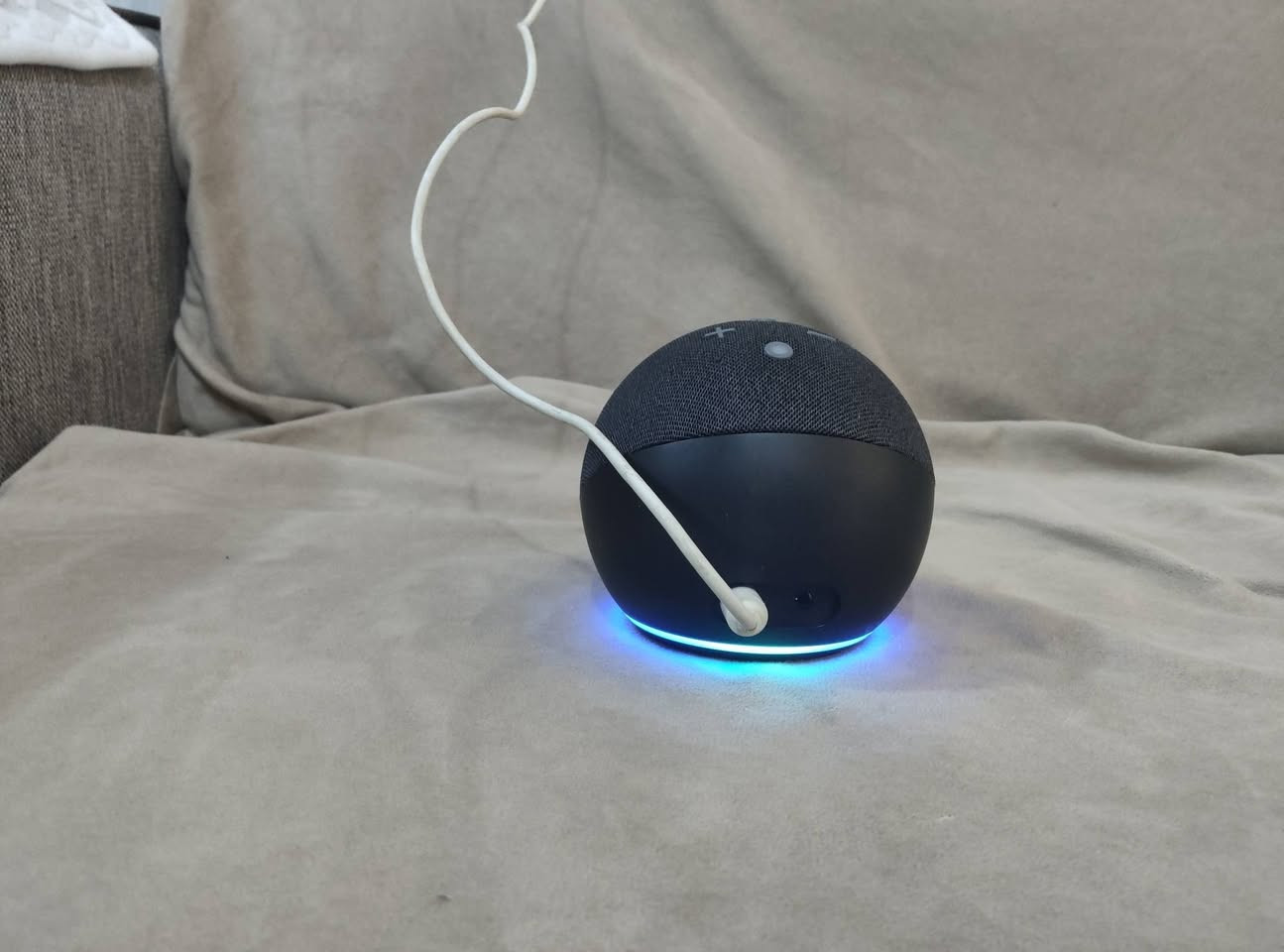 سلام عليكم Alexa® 
جيل الخامس 
نظافة 99% 
كاملة تدعم اللغة العربية 
سعرها 50,000 
يوجد توصيل جميع محافظات العراق


**إذا كنت صاحب هذا الإعلان وتريد حذفه لأي سبب، رجاءا أرسل رسالة إلى الدعم الفني**