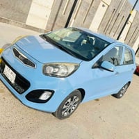 بيكانتو 2016 خليجي مواصفات  عاديه فقط بصمه لون مميز بلوو صبغ بابين فقط...