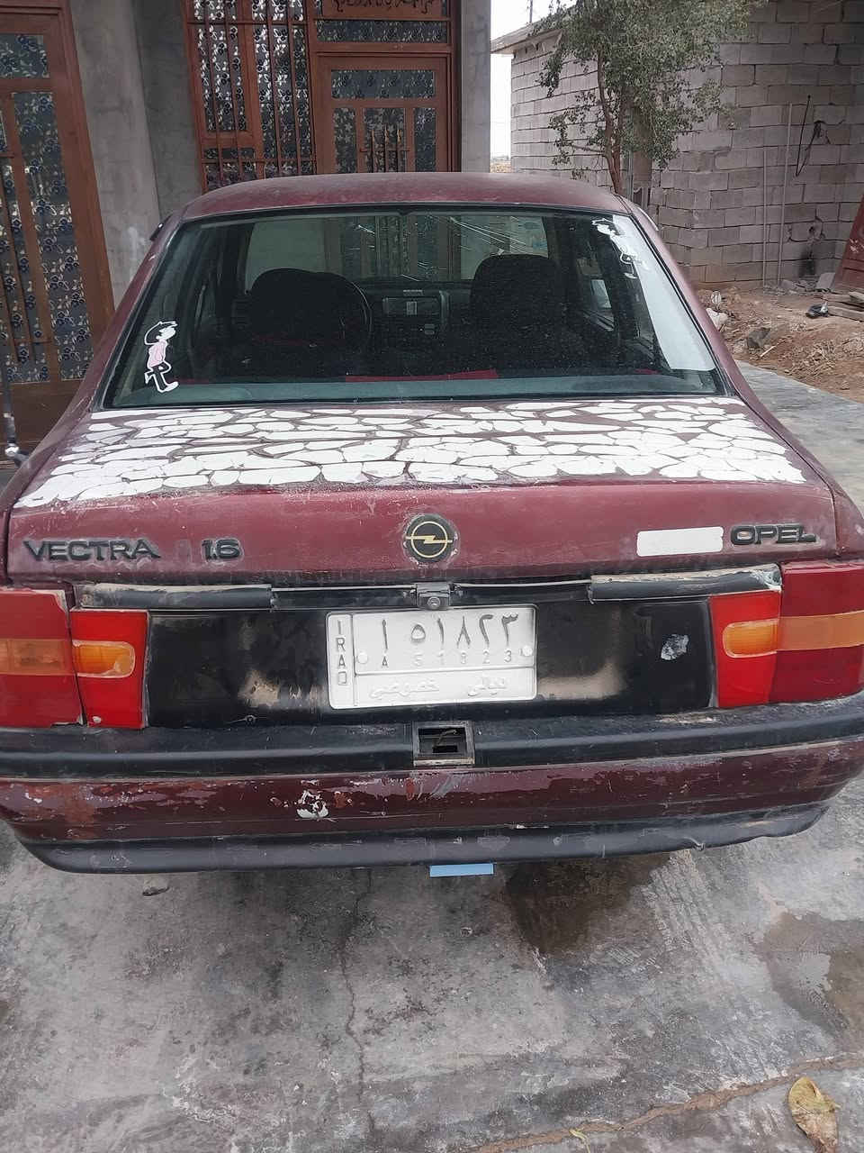 سياره للبيع اوبل فكتره موديل ١٩٨٩ سنويه نهايه ٢٠٢٧ قطره خياس ماكو سياره ابلاديه المكان سامراء السعر ٢٦ وبيها مجال  الرقم ***********
