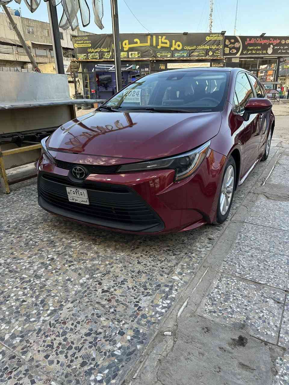 سلام عليكم 
تيوتا كورلا 2023
 محسن فوول مواصفات
دخول جديد ترقم جديد 
بأسمي تحويل مباشر 
تبديل بنيد وجاملغ اكلير 
بدون دواخل بدون ايرباك
جاهزة بدون نقص 
***********
بغداد / الدورة
