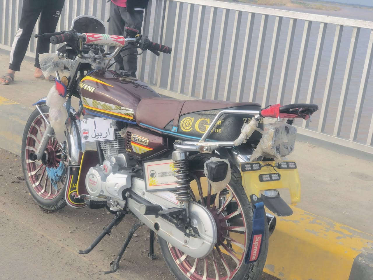 السلام عليكم  ماطور للبيع 2025سافين اخو الصفر مالجنايه جنبزه فول تاخذون ماتصرف عليه ربع محرك150 كبس منفيس اصلي  مكاني اكوير سعر ٧٠٠ وبي مجال قليل الخاص مفتوح رقمي ‭٠٧٧٠ ٢٨٤ ٩٤٦١‬
