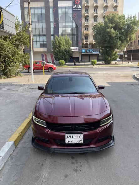 جارجر (كلين تايتل )لاحادث ولا تقرير  كفاله عامه جميع النواحي 

ماشية ١٣٨ الف مايل قابل للزيادة 

فئة sxt  شاشة كبيرة 

موديل 2018

سنوية منتهية

السيارة باسم شركة تحويل او وكالة مضمونه

العنوان بغداد السعدون

للاستفسار : ***********
