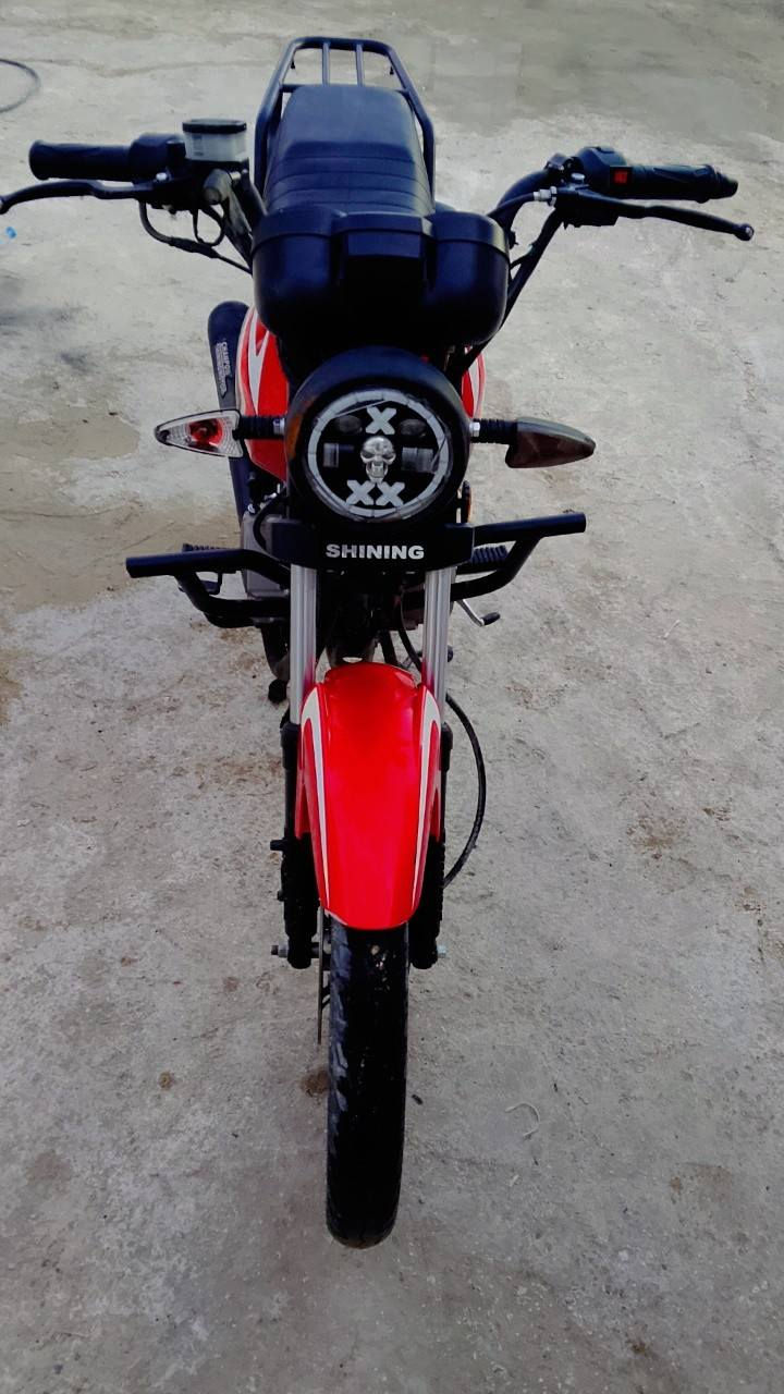 شانك للبيع موديل 25 اوراق سكنر
مكان واسط الحرار  السعر 825وبيها مجال 
***********
