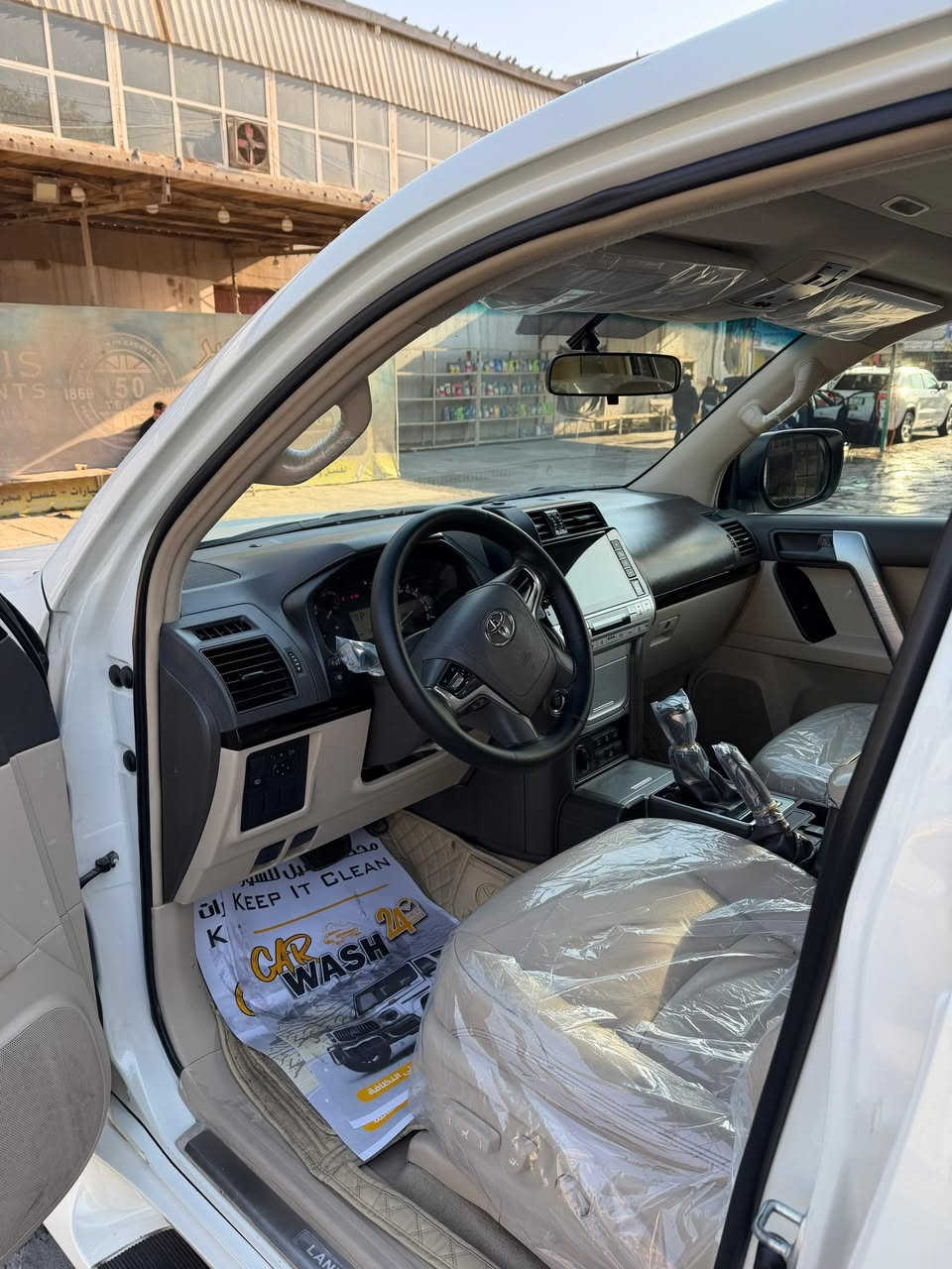 السلام عليكم الي يدور نظيف وجديد…

برادو  Txs 2023 رقم بغداد  ضمان شركة ساز  السياره  جديده بانزين محسن منظومتها وشلعتها خير من الله ماشيه 50الف صورها واضحة وفول  النظافة السياره خير من الله جديدة     السعر 40 وبيها مجال 

الهاتف *********** مكاني‎بغداد زيونة اومجمع المشن باسمي تحويل ثاني يوم السيارة بية صفحة انصبغت اثر كردة باب البيت والصورة مرفقه بلظررر وبعد التصليح  مكينة وگير جدد مكفولات 

‎مواصفات كالاتي: 

‎مقاعد جلد كهربائية 

‎شاحن لاسلكي 

‎تشغيل عن بعد 

‎سبعة راكب 

‎بصمة تشغيل 

‎حساسات 

زراكات لايت 

‎دبل تانكي 

‎انارة لد 

‎٣ قطع تبريد 

‎ستة سلندر 

‎ صيانة كاملة دورية عند الشركة الضمان 

‎نظام تثبيت سرعة 

‎اضواء زينون 

‎وسائد هوائية

‎ابل كار بلي 

‎ثلاجة

‎اندورويد اوتو 

فتحة سقف (سان روف ) 

قفل مركزي 

‎شاشة 

‎تحكمات ستيرن 

‎
اللون ابيض صدفي
***********
