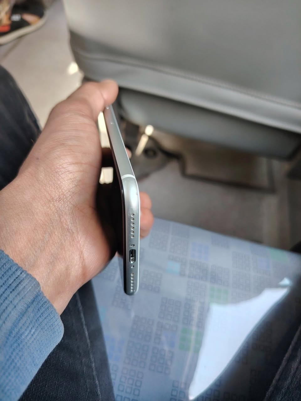 سلام عليكم ايفون SEذكره64كلشي شغال بي بس نسيت الحساب وفرمته ونقفل ابيعه عل وضعه او يرهم مروسه تحديث ايفون17برو ماكس بطاريته87بلادي انسي صرف مكاني كركوك السعر65وبي مجال قليل مكاني كركوك


**إذا كنت صاحب هذا الإعلان وتريد حذفه لأي سبب، رجاءا أرسل رسالة إلى الدعم الفني**