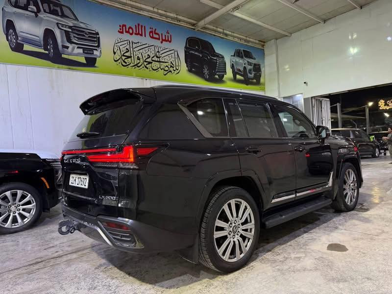 السلام عليكم 
لكزس vip 2023 
مكفولة كفالة عامة ماعدى رصعه بالجاملغ الخلفي ومطلعيها pdr
ماشية 30 الف كيلو متر 
ضمان شركة SAS
مغلفة ppf
سعرها 106 الف دولار (10شدات و60 ورقة) وبيها مجال 
للاستفسار:***********
مكانها معارض النهضة شركة اللامي
