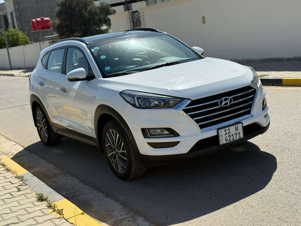 للبيع
توسان موديل ٢٠١٩ خليجي رقم بغداد محرك ٢٠٠٠ دوش فول مواصفات مكفوله كفاله عامه محرك وكير بلاد صدر تبريد تخم تاير كله جديد سياره مال جناي مناقصها برغي تحويل مباشر #السعر ١٩٦ وبيها مجال مكاني المحموديه للاستفسار ***********
