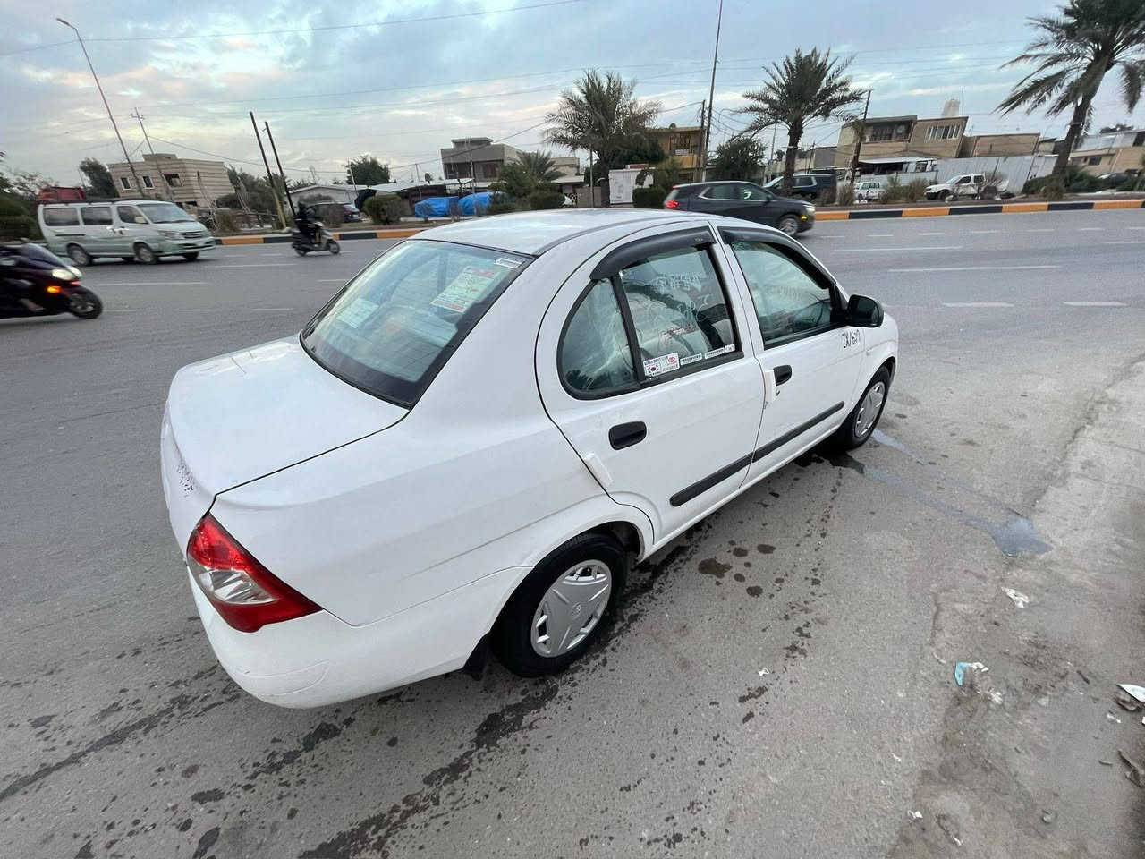 السلام عليكم تايبا 2015 
رقم بغداد خصوصي انكليزي  باسمي سنوية لل31 هزة جديدة 
سيارة كارتون بمعنى الكلمة جديدة 
ماشية : 82 km 
دوشمة عام كشنات وسفريات وتنتة نايلون 
تدفئة تبريد صدر خلفي امامي تخم تاير حت السبير جامة امامية طوافة بانزين جديدة وحدة احتياط 
سيارة مال موضف جاهزة للأخير بدون اي نقض بوربرنات جدد تخم 
مكاني : بغداد حي اور مقابل جامع عمار بن ياسر 
رقمي : *********** 
ملاحضة : شواصي لغود حوض كفالة من الزلغ مكفولة من ضربة وصبغ وتبديل سيارة جديدة وبالعافية عالياخذها 
السعر : 53 وبيها مجال 
كل تفاصيلها هاي كدامكم
