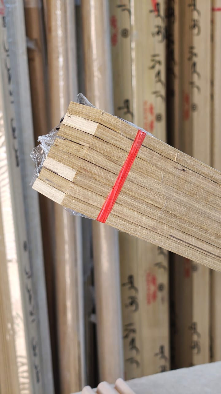 وصول وجبة الصيني ال مخازن الراقي 
1-كورنيش 3 سم ثقيل 
2-مصطره باب 5 سم ثقيل 
3-مشطب قاب 9 سم 
4-مص مدور 2.5سم 
معرض الراقي لبيع مستلزمات النجارة 
نحن نقدّم لك مجموعة من مستلزمات النجارة المُنتقاة بعناية، ليست الأجود فحسب، بل هي الأكثر قدرة على تلبية شغفك ومساعدتك في بناء عوالمك الخاصة.
راقي لبيع مستلزمات النجارة العامة
📢 مستعدون لتجهيز المعارض والمعامل ومحلات الإنشائية (الجملة) بأسعار مناسبة. 
🌹🌹🌹🌹
📱للاتصال والاستفسار الاتصال على الأرقام التالية:
(واتساب):(الاداره)
***********
***********
(مبيعات)(وتساب)
078-70-40-90-95
مَوْقعنا الإلكتروني
https://ruknalbasim.com/
قناء الوتساب 
https://whatsapp.com/channel/0029VbBYEcaJuyA97ZXT0j05
🏭 العنوان:
العراق - النجف الأشرف - حي الحرفيين.
الموقع الرسمي على الأيميل:
alraaqi@alraaqi.me
موقع المخزن على خرائط Google.
https://maps.app.go
