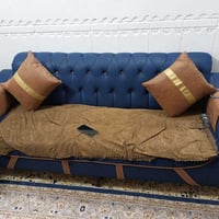 تخم تركي 7 مقاعد جدا نظيف سعر 300 الف كلش نظيف ما بيه اي ضرر او كسر يو...